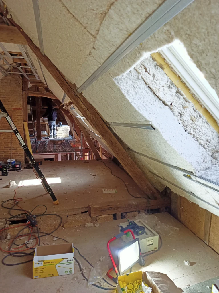 architecture intérieur et rénovation durable isolation toiture biofib'trio